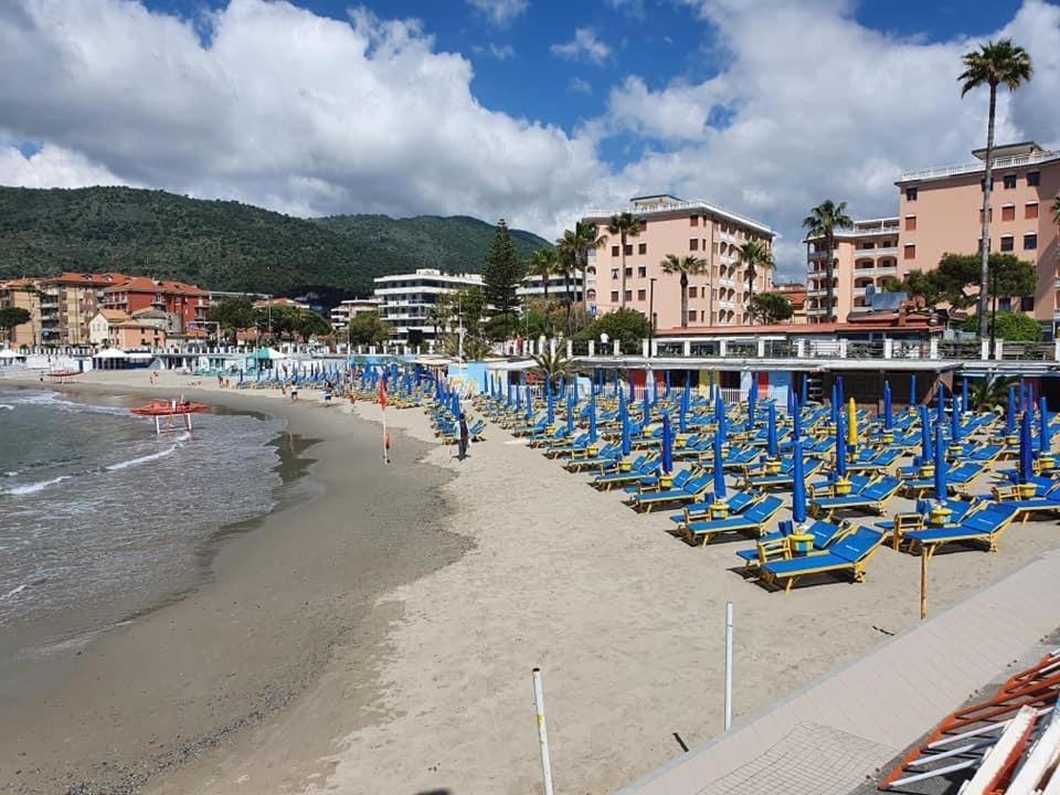 Hotel I Due Gabbiani Citr 9006 Marina dʼMarina dʼAndora Εξωτερικό φωτογραφία